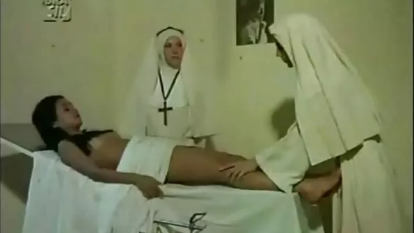 Чи є Молоко? Молоко, що порно фільми онлайн дивитись безкоштовно протікає через футболку
