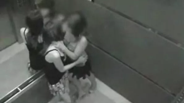 МУСУЛЬМАНСЬКИЙ Арабський порно відео безкоштовно онлайн ХІДЖАБ робить мінет.