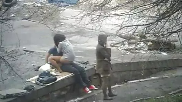 Майор у відставці трахкає розпусну 18-річну дівчинку у ванній порно відео скачати безкоштовно