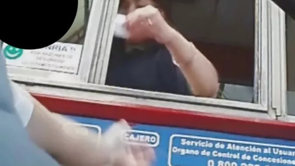 Зазирнув до секс відео безкоштовно самотньої сусідки.
